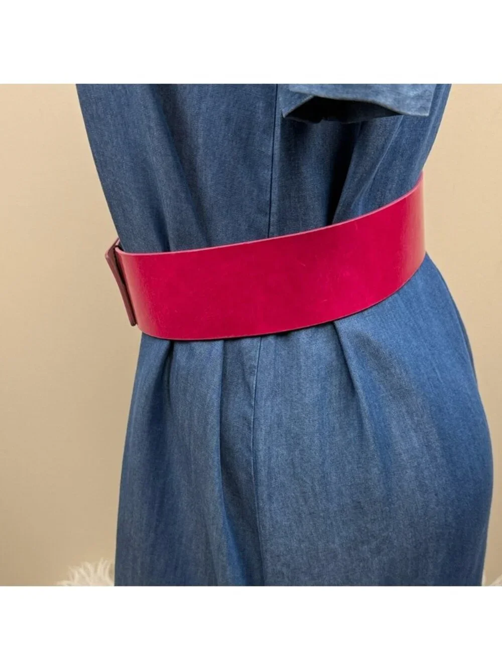 NEW Tara jarmon hot pink thick leather belt small